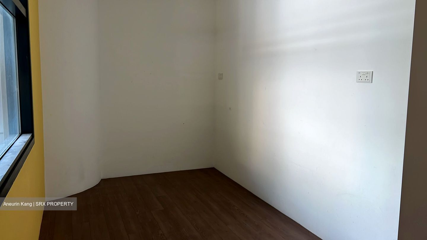 Valley Point (D10), Office #490638351